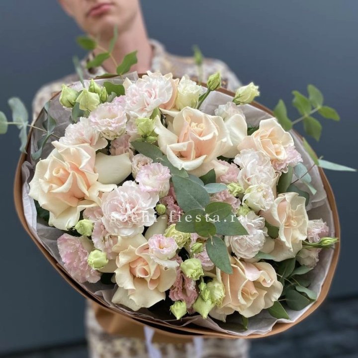  Букет кремовых роз "Мокко" в Йошкар-Оле