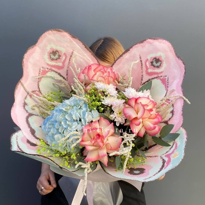 Дизайнерский букет бабочка №5 в Йошкар-Оле