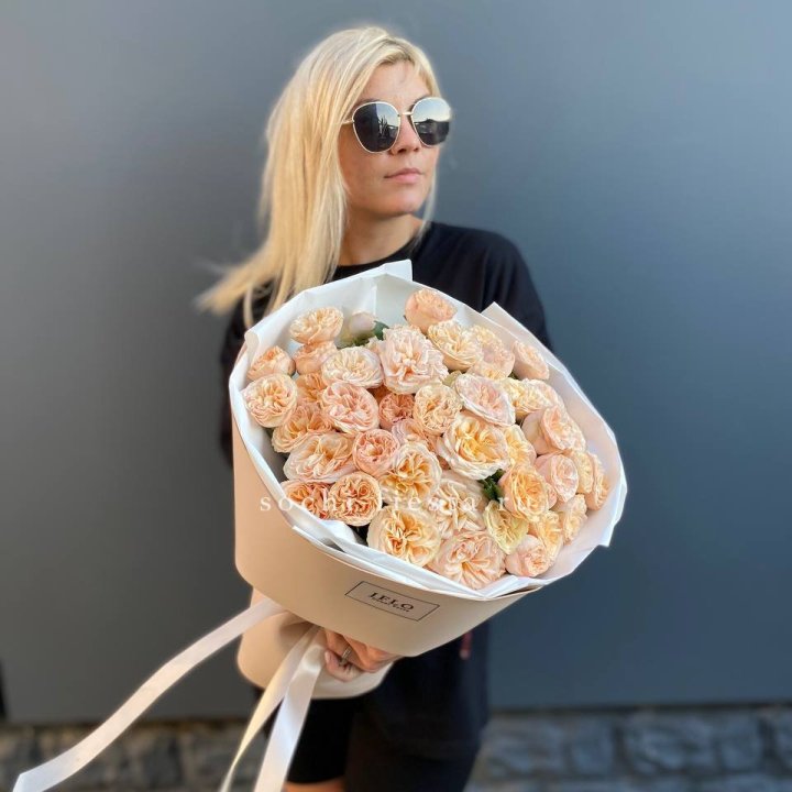 15 пионовидных роз №2 в Йошкар-Оле