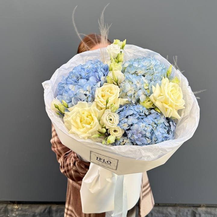 Букет "Глубина глаз" в Йошкар-Оле