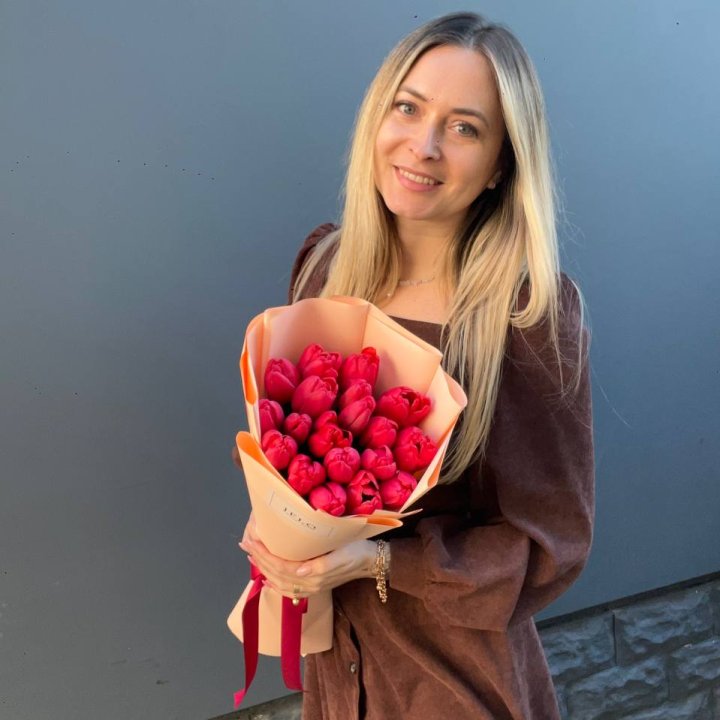  19 красных тюльпанов в Йошкар-Оле