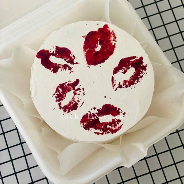 Бенто-торт "Поцелуй" в Йошкар-Оле