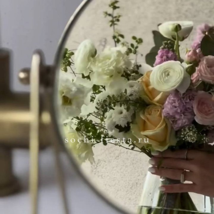 Цветочная подписка "Пакет средний" в Йошкар-Оле