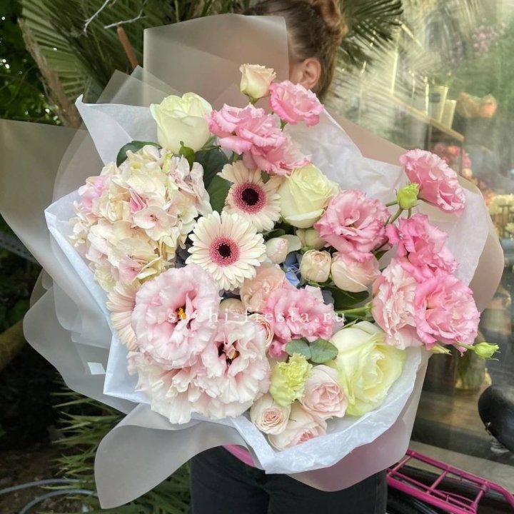 Дизайнерский букет "Лаундж пак" в Йошкар-Оле