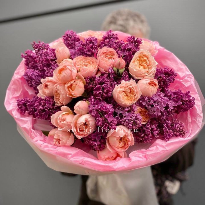  Дуо букет из кустовых роз и сирени в Йошкар-Оле