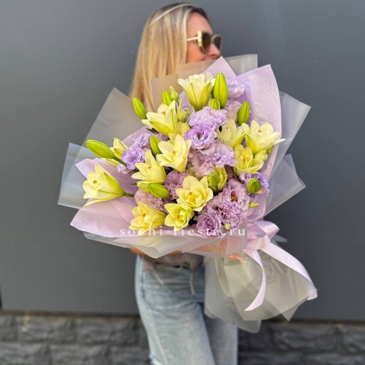  Букет лилий и эустом в Йошкар-Оле
