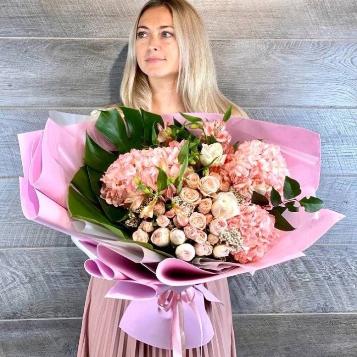 Дизайнерский букет "Валенсия-2" в Йошкар-Оле