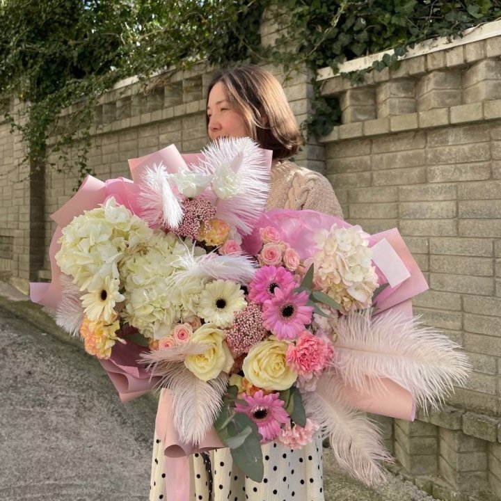 Дизайнерский букет "Валенсия" в Йошкар-Оле