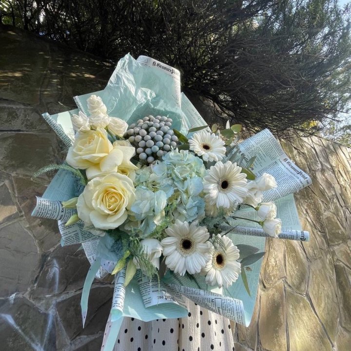 Дизайнерский букет "Линдж-блю" в Йошкар-Оле