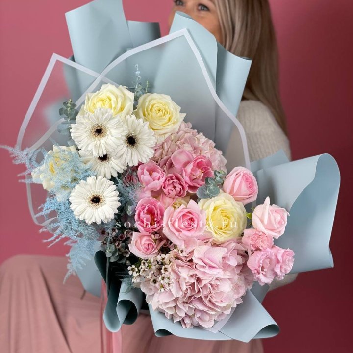 Дизайнерский букет "Адель" в Йошкар-Оле