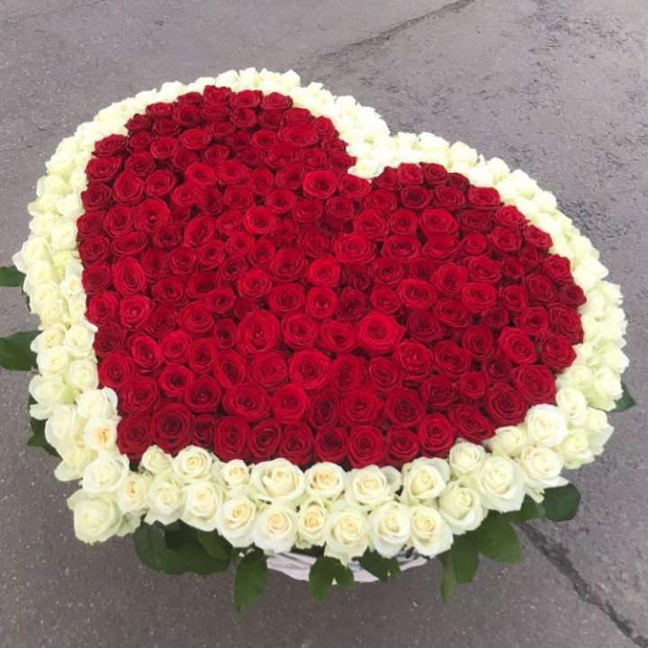 333 розы в корзине в Йошкар-Оле