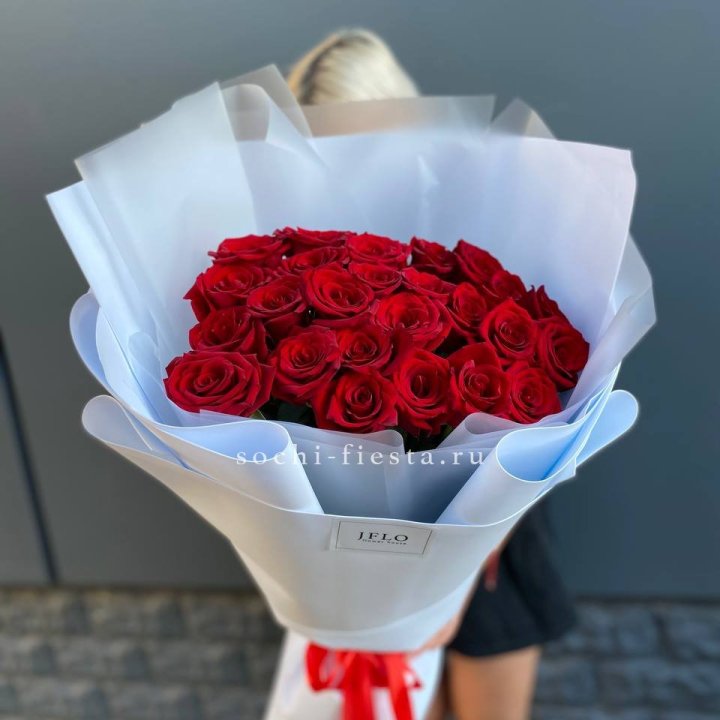 25 высоких роз  в Йошкар-Оле