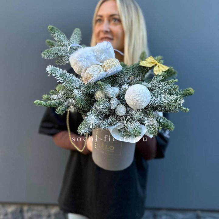 Новогодний бокс "Ботс голд" в Йошкар-Оле