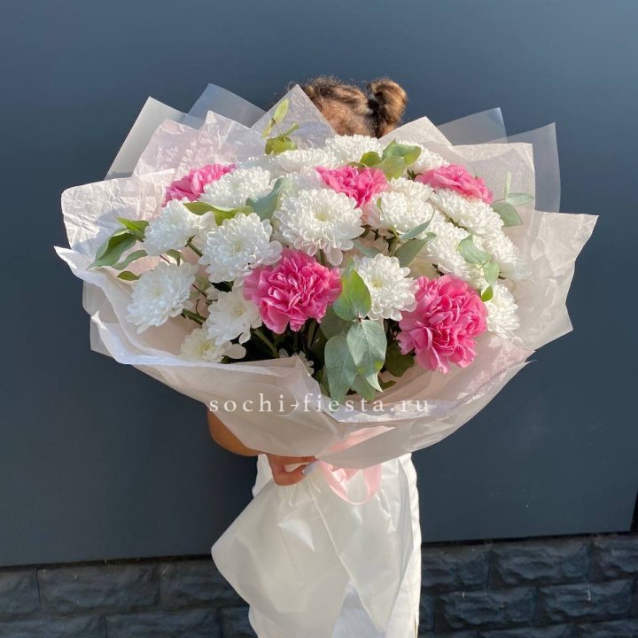  Букет  хризантем и диантусов "Воздушный" в Йошкар-Оле