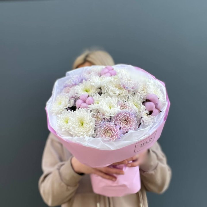 7 нежных хризантем в Йошкар-Оле