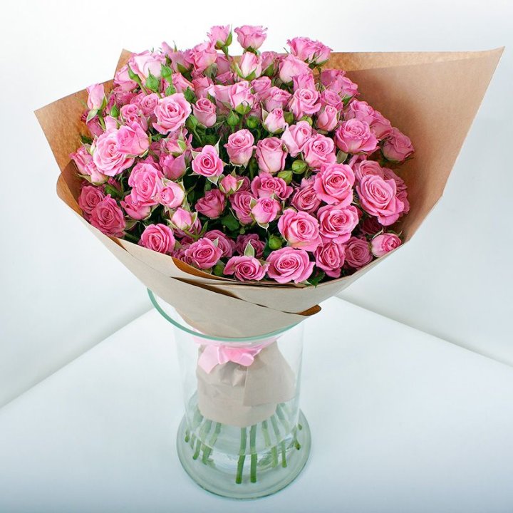 15 кустовых роз в Йошкар-Оле