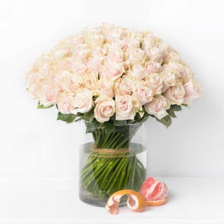 101 кремовая роза в Йошкар-Оле