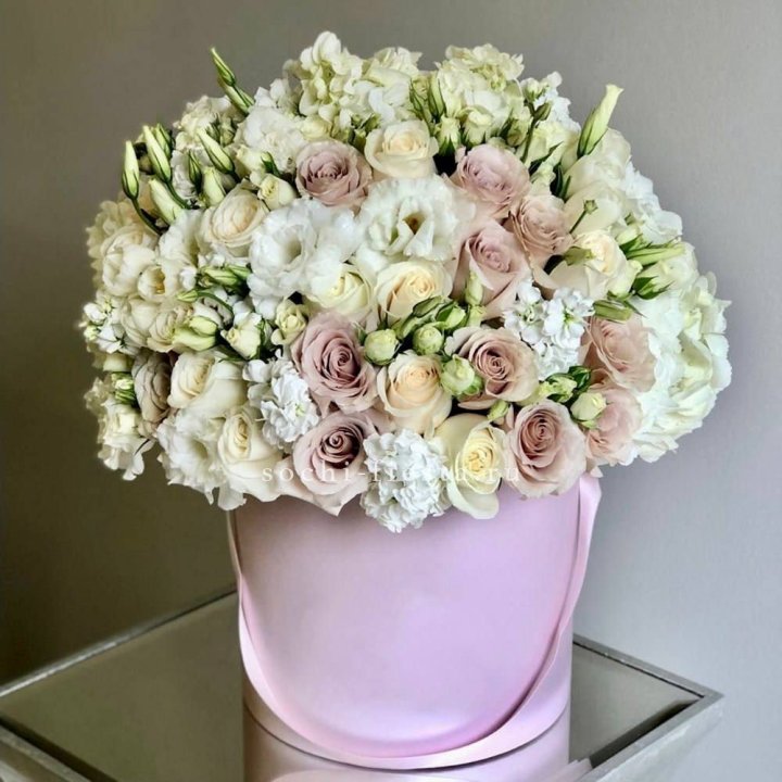 Цветочный бокс "Бриджит" в Йошкар-Оле