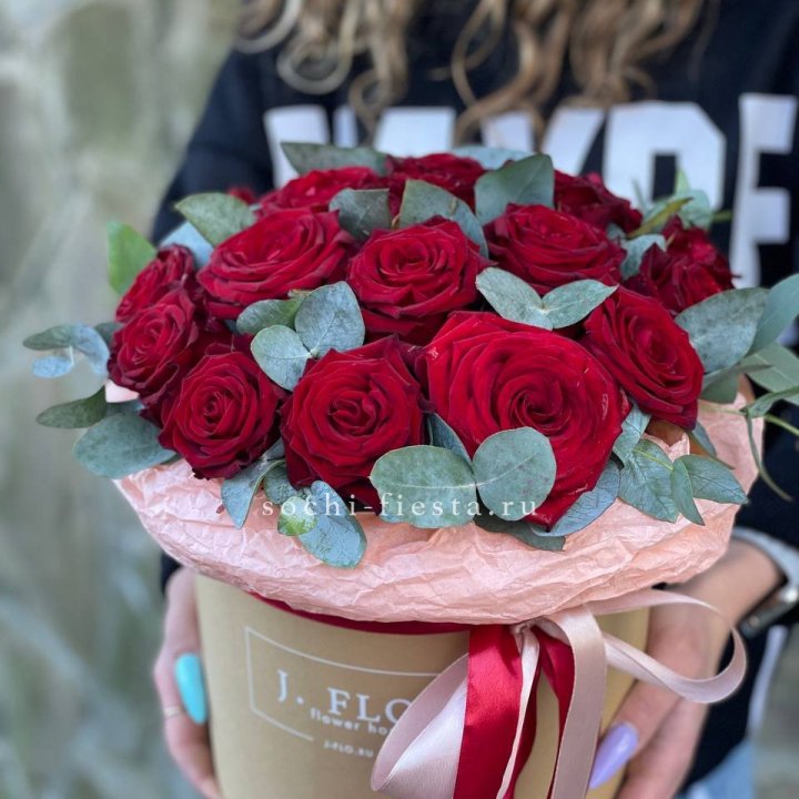21 Красная роза в боксе №1 в Йошкар-Оле