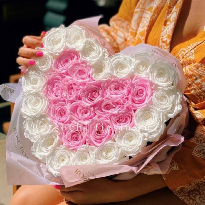 Бокс сердце с розами №2 в Йошкар-Оле