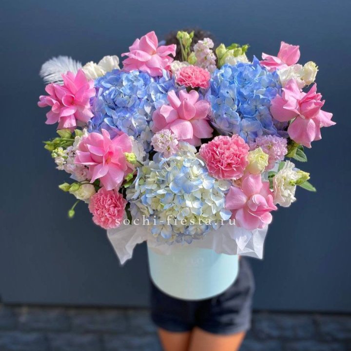 Коробка с цветами "Лемия" в Йошкар-Оле