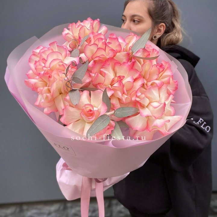 9 французских роз Джумилия в Йошкар-Оле