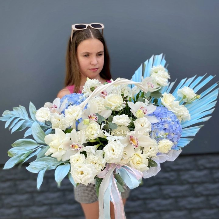 Цветочная корзина "Блю винч" в Йошкар-Оле