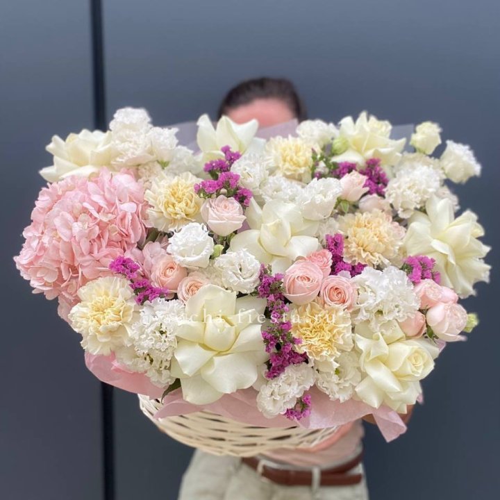 Корзина "Воздушная нежность" в Йошкар-Оле