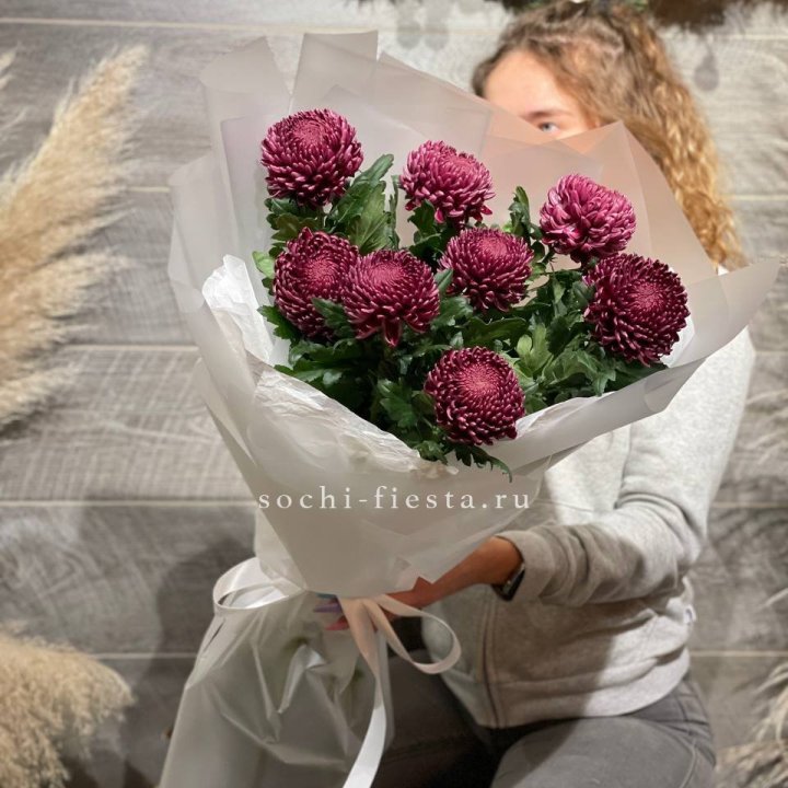 Хризантемы Бигуди в Йошкар-Оле