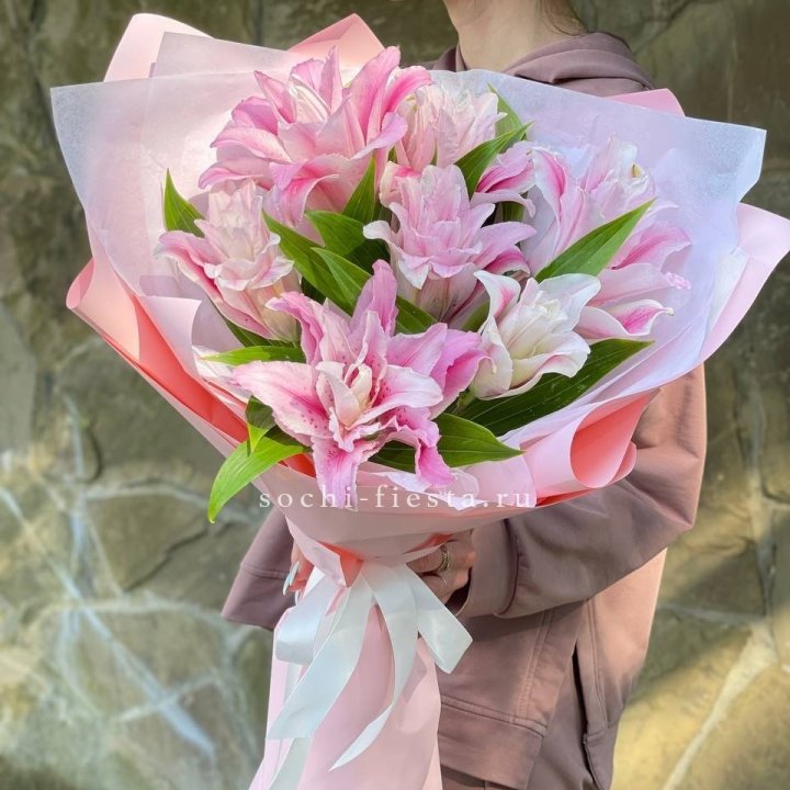 Букет пионовидных лилий №2 в Йошкар-Оле