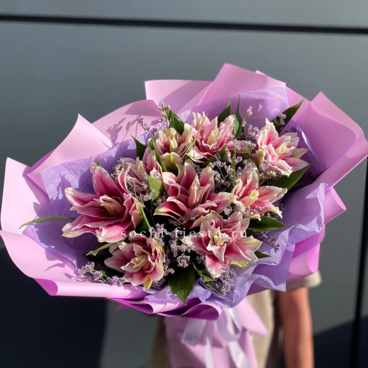 Букет пионовидных лилий №4 в Йошкар-Оле