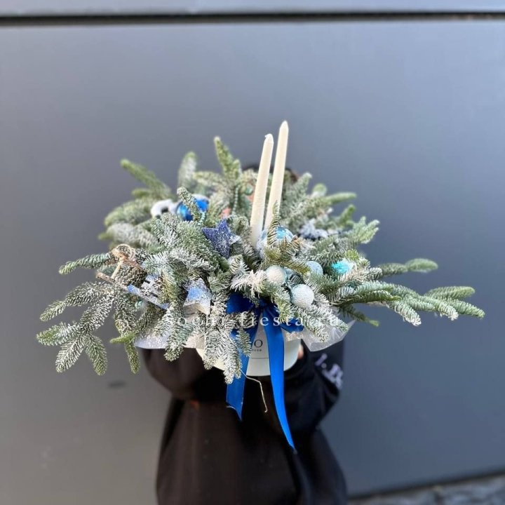 Новогодняя композиция в коробке  в Йошкар-Оле