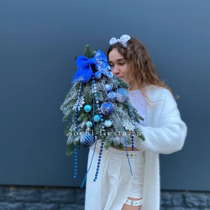 Новогодняя елочка "Блю" в Йошкар-Оле