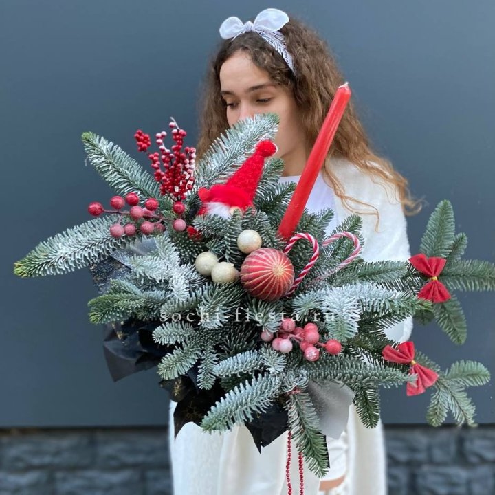 Композиция в бокале красная в Йошкар-Оле