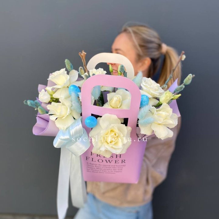 Цветочная сумочка "Пасхальная композиция" в Йошкар-Оле
