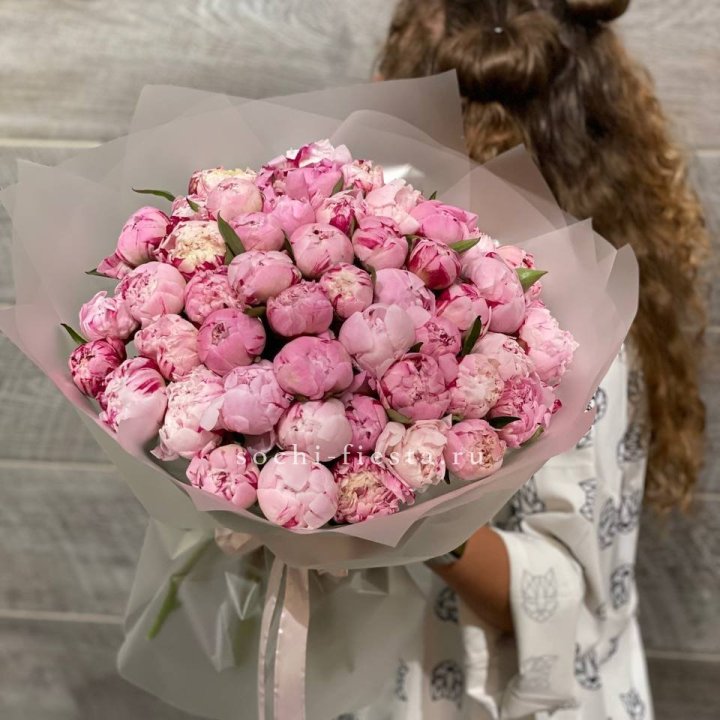 51 розовый пион в Йошкар-Оле
