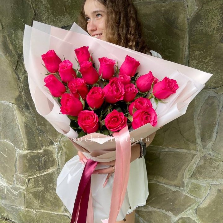 19 алых роз в Йошкар-Оле