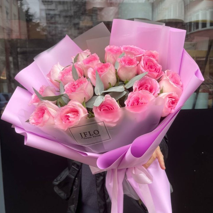  19 розовых роз в Йошкар-Оле