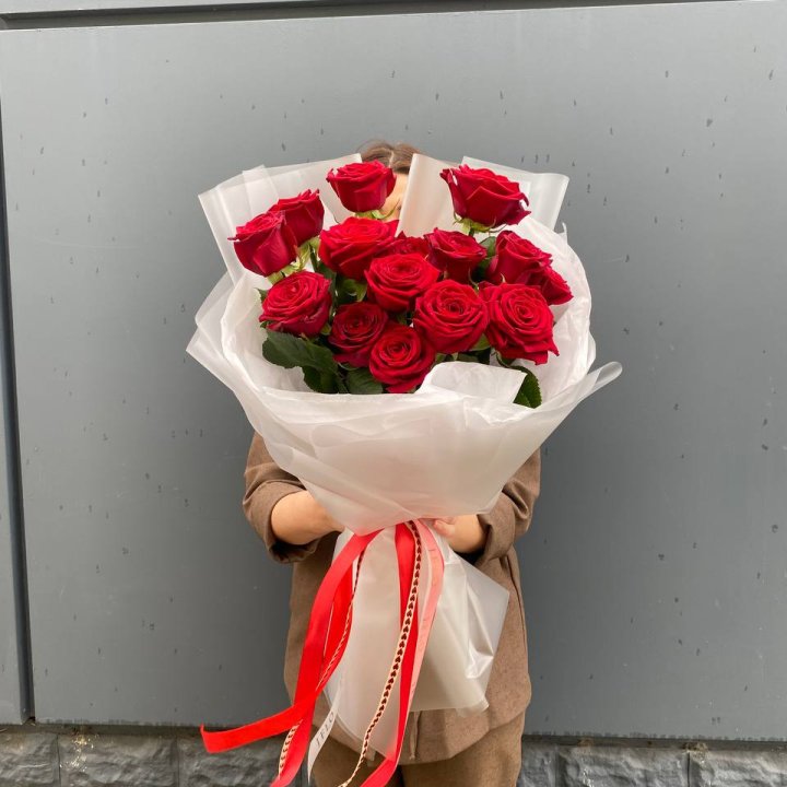 15 высоких роз  в Йошкар-Оле