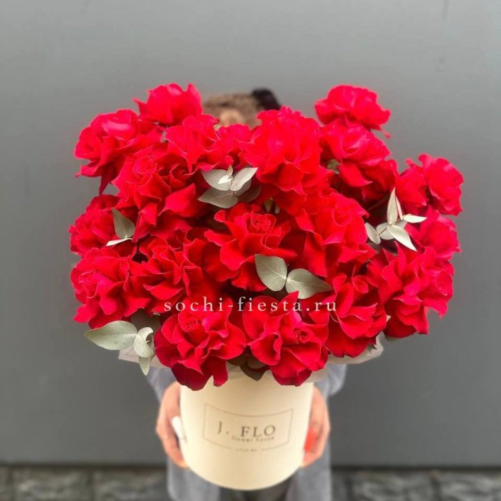 35 Французских роз в боксе в Йошкар-Оле