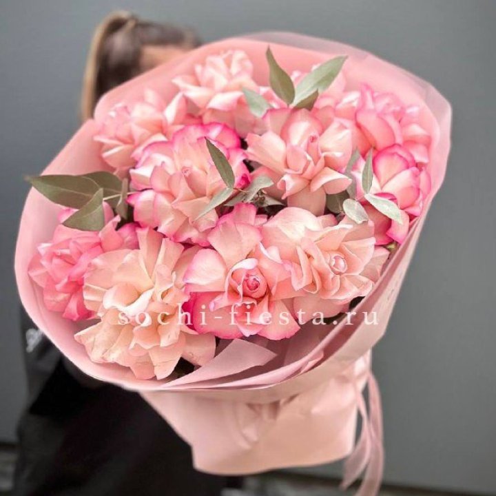 Нежно- розовые французские розы Венди в Йошкар-Оле