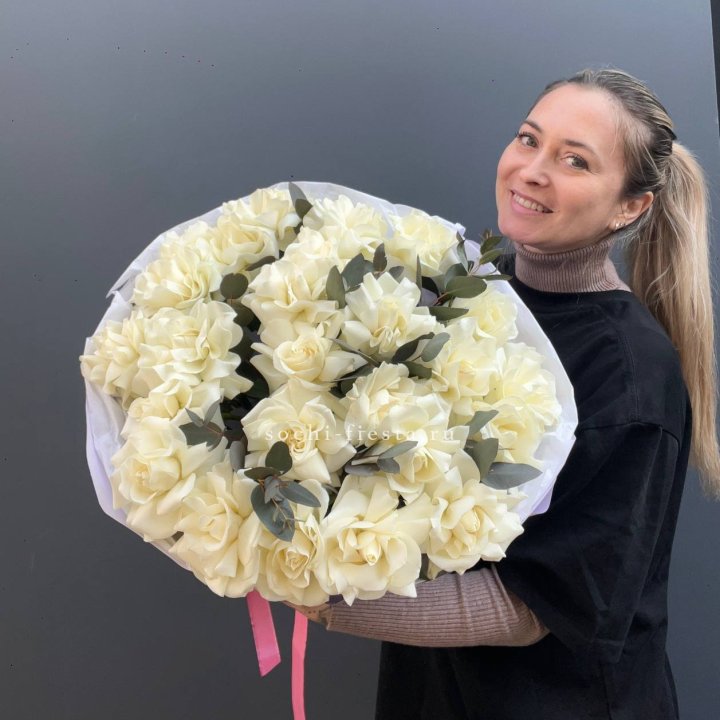 25 Белых французских роз Вайт найс в Йошкар-Оле