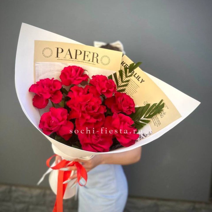9 Красных французских роз Чико в Йошкар-Оле