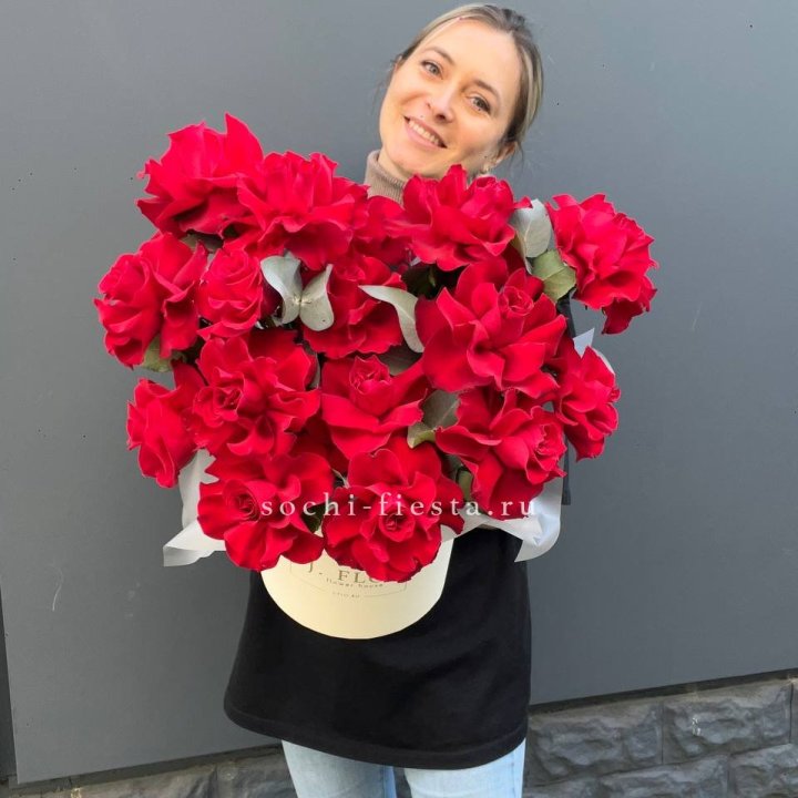 17 Французских роз в боксе в Йошкар-Оле