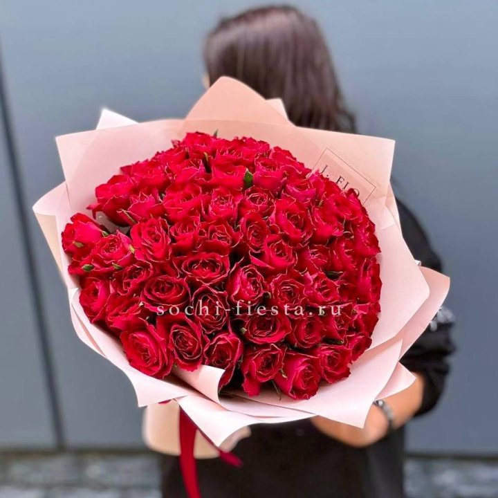 55 кенийских роз в Йошкар-Оле