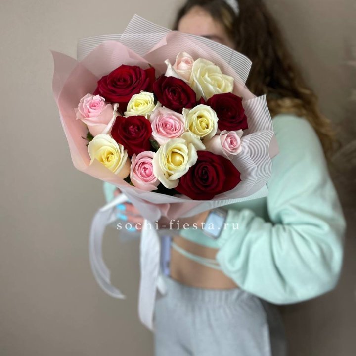 15 роз "Карусель" в Йошкар-Оле