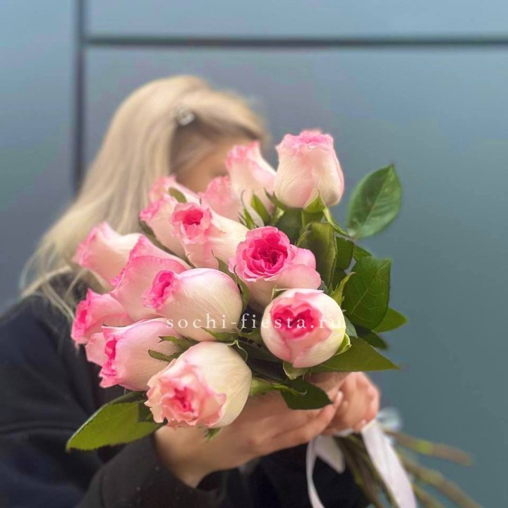 15 роз Мандала в Йошкар-Оле