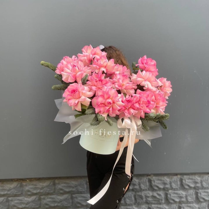 Бокс из 15 французских роз в Йошкар-Оле