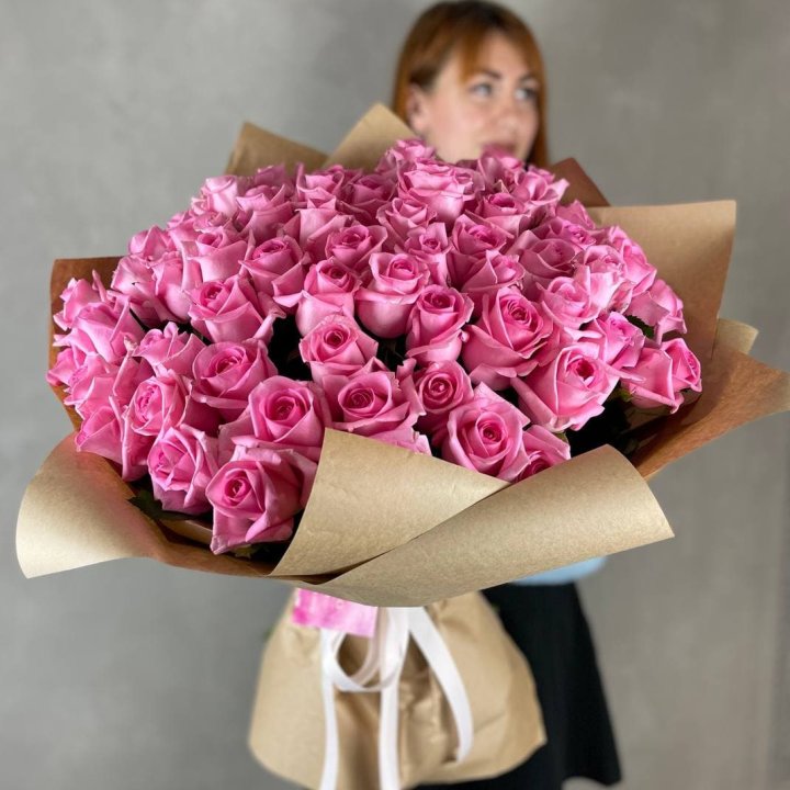 101 розовая роза в Йошкар-Оле
