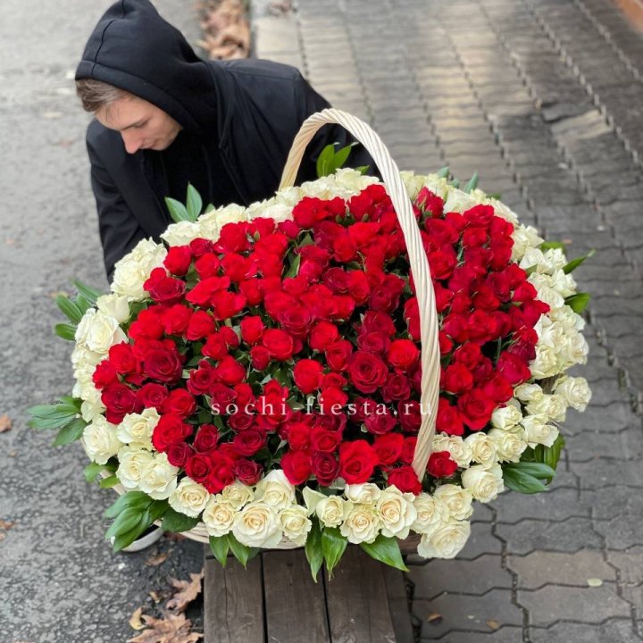 201  роза в корзине   в Йошкар-Оле